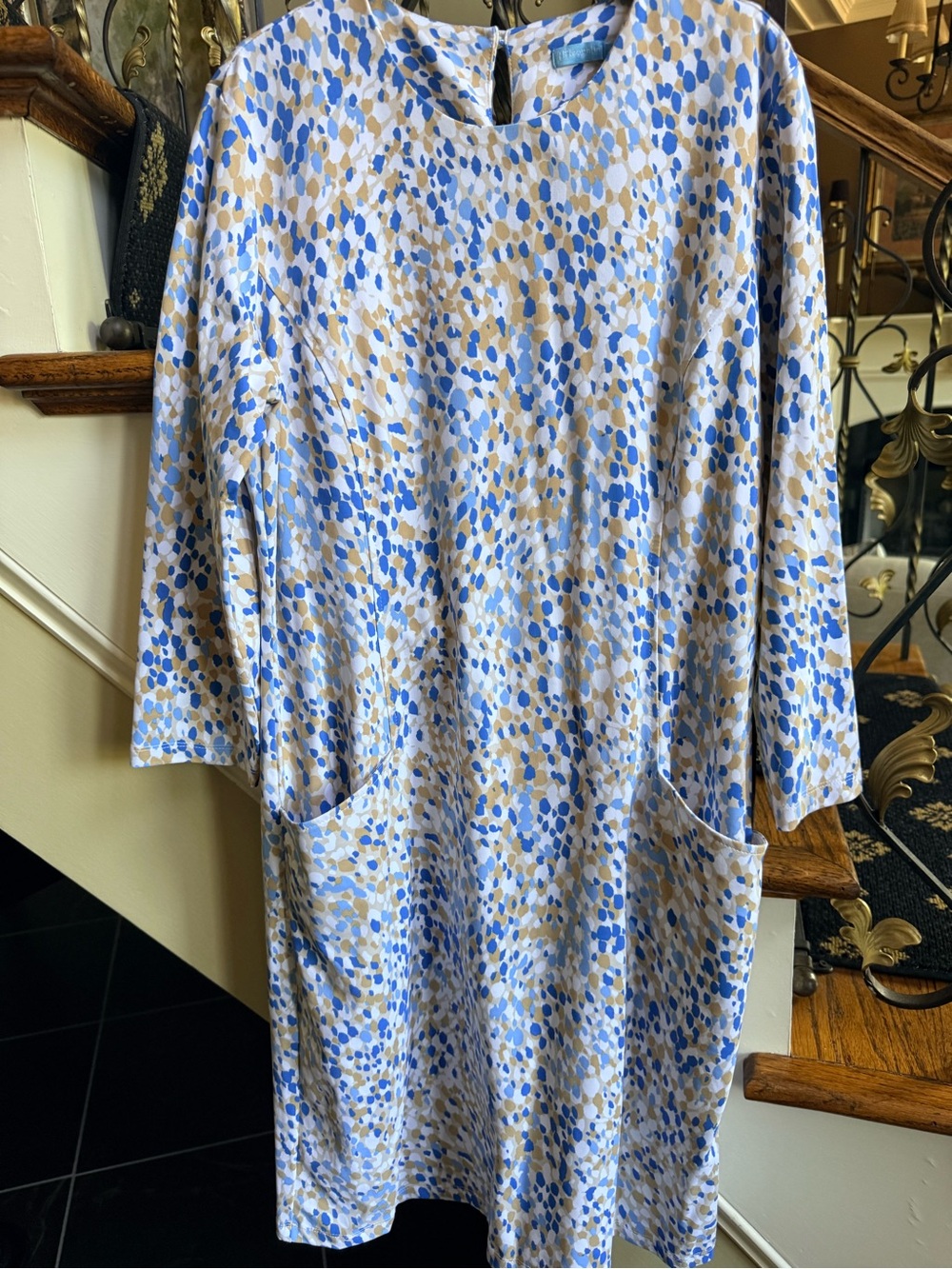 J.McLaughlin EUC Dress. Front Pockets. 1 button closure. Size M Catalina Cloth